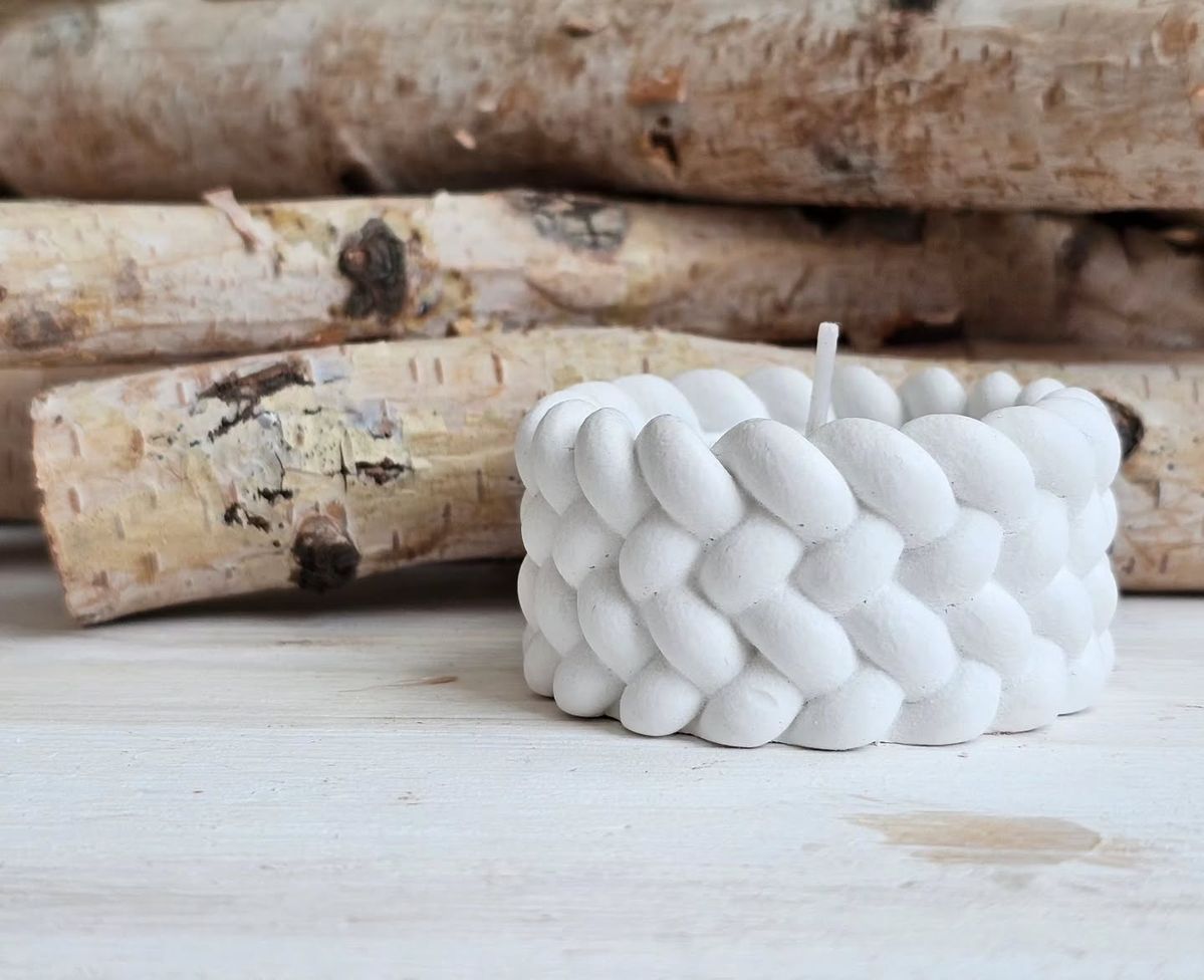 Knot Shape Tealight Jar