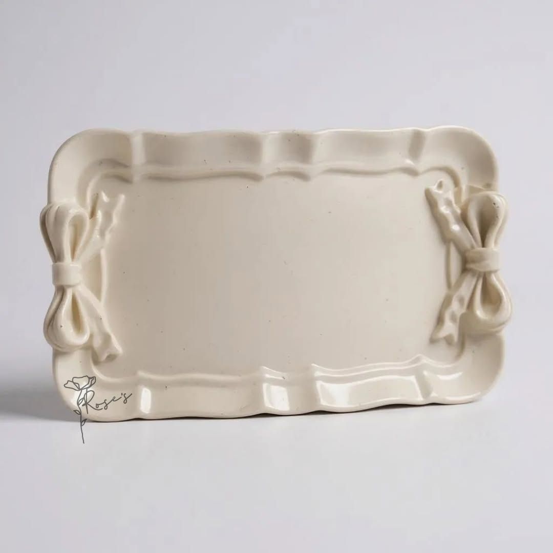 Qolachi Bow Bliss Accent Tray