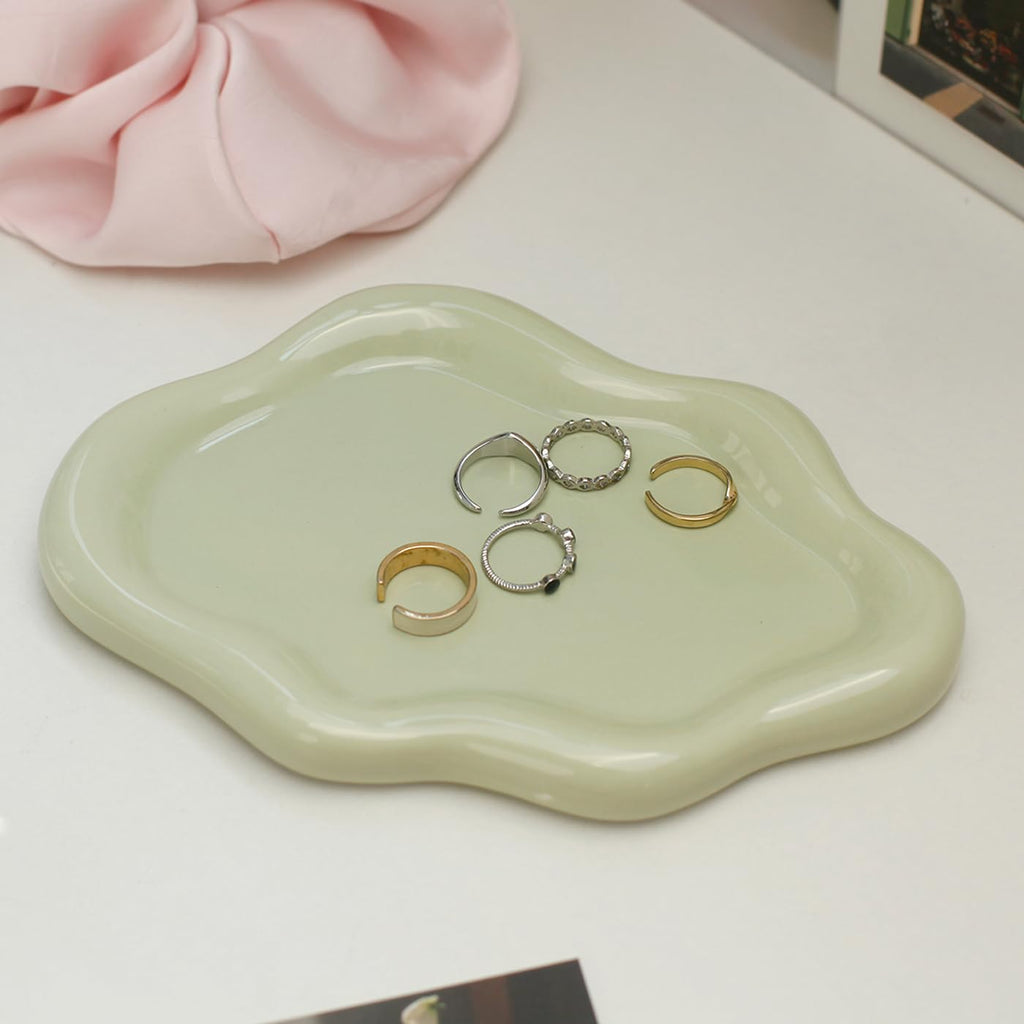 Nordic Oval cloud tray
