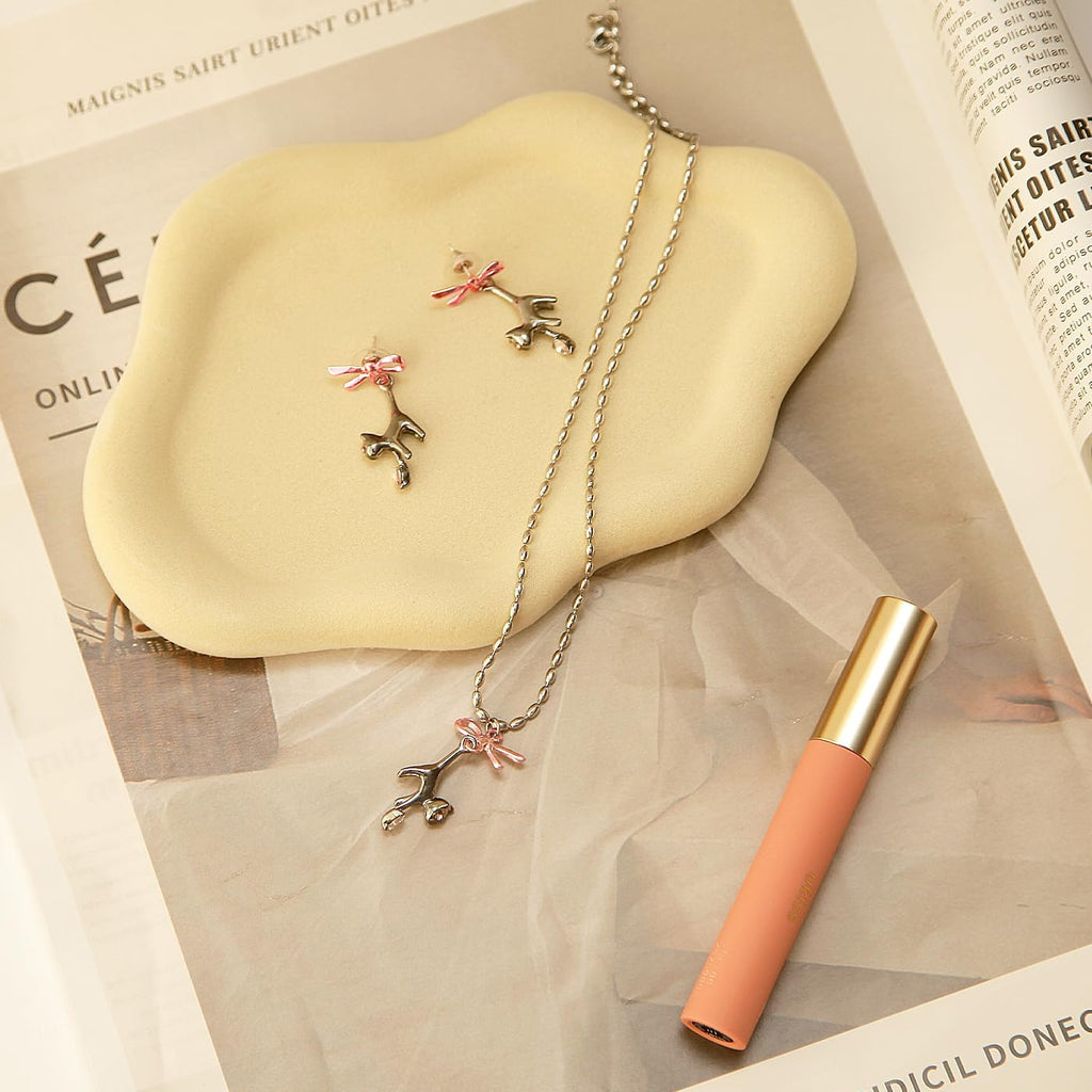 Nordic Oval cloud tray