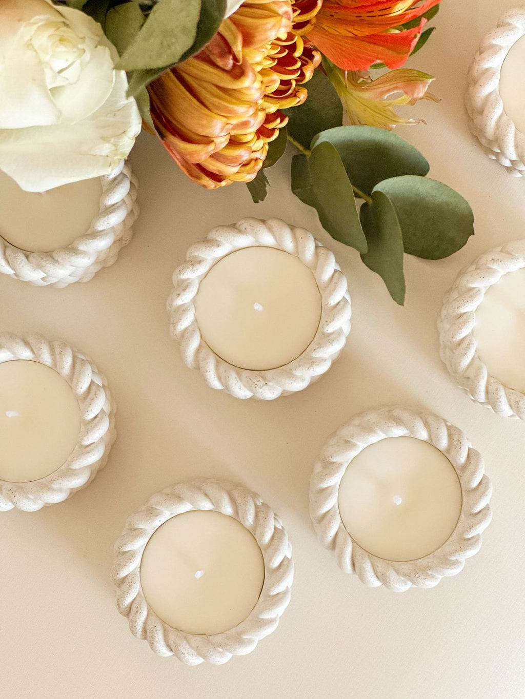 Knot Shape Tealight Jar