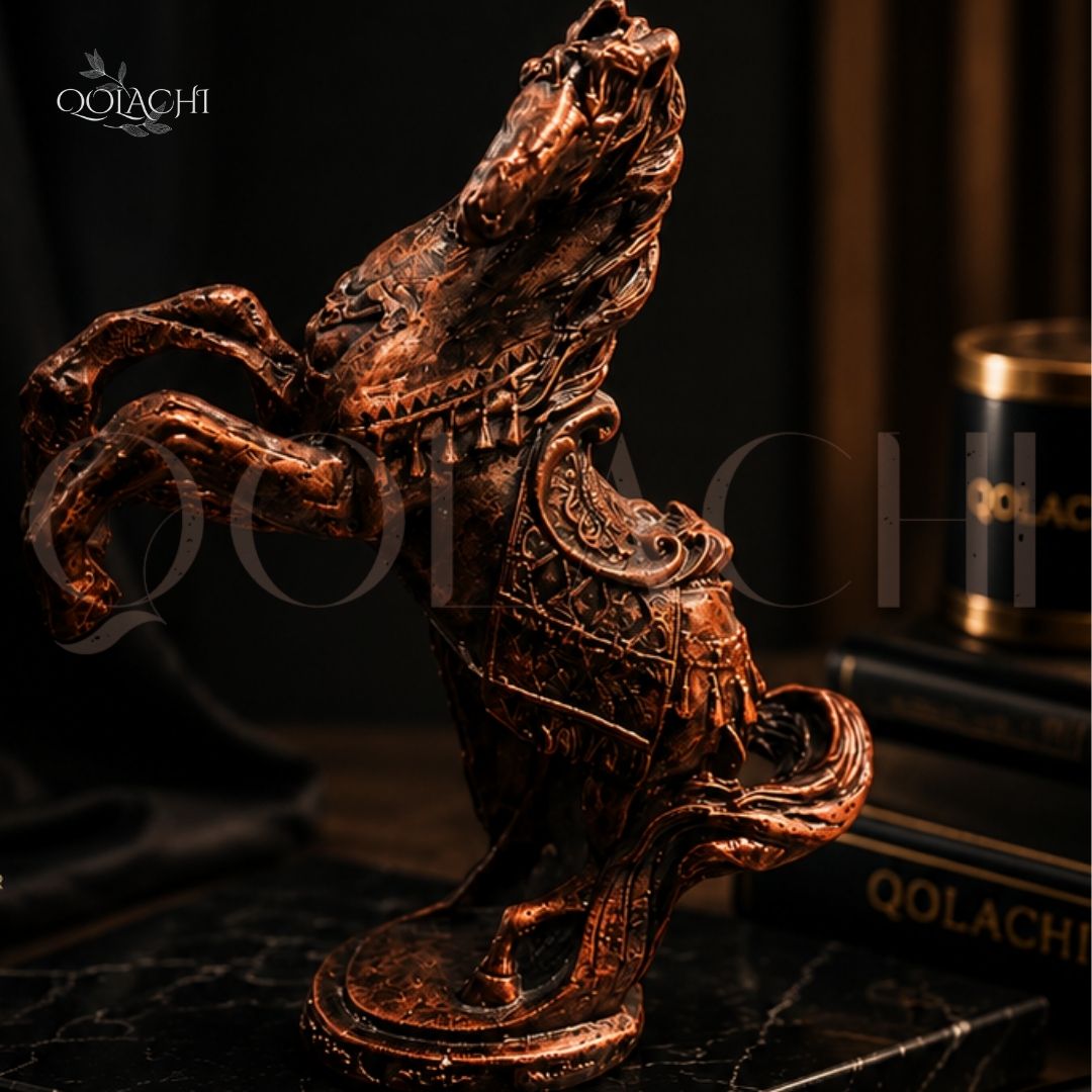 Qolachi Rearing Horse – Side profile on black marble