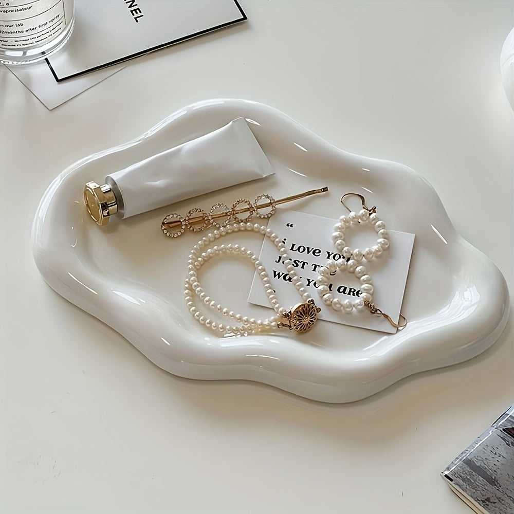 Nordic Oval cloud tray
