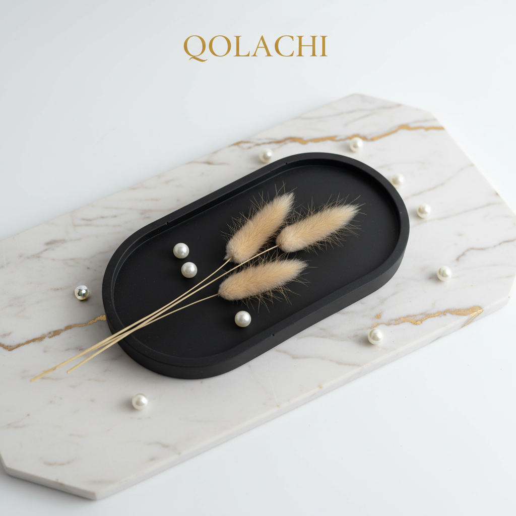 Qolachi Artisan Oval Tray (One Tone)