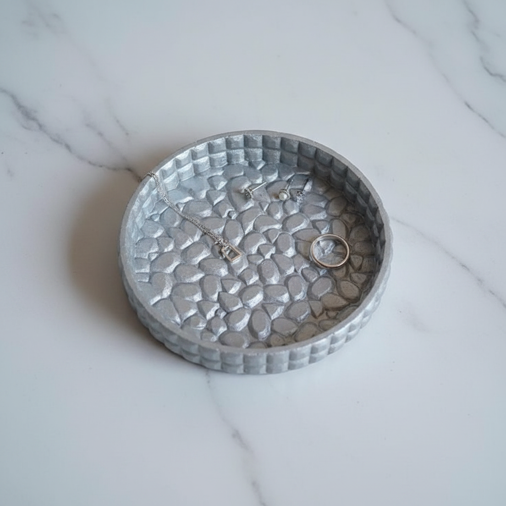Stone Textured Aura Round Tray – Handcrafted Jewelry Tray