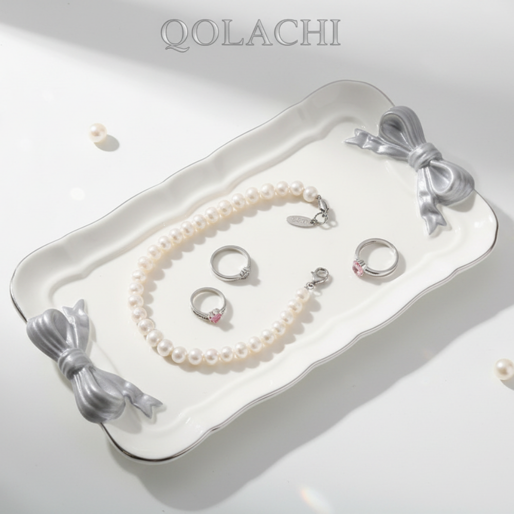 Qolachi Bow Bliss Accent Tray