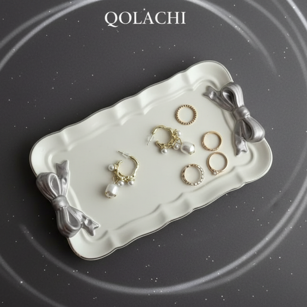 Qolachi Bow Bliss Accent Tray